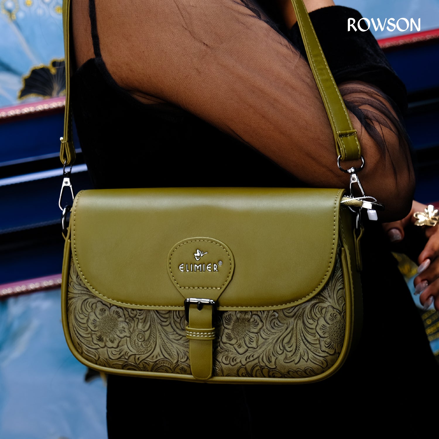 Royal Noir Handbag-16